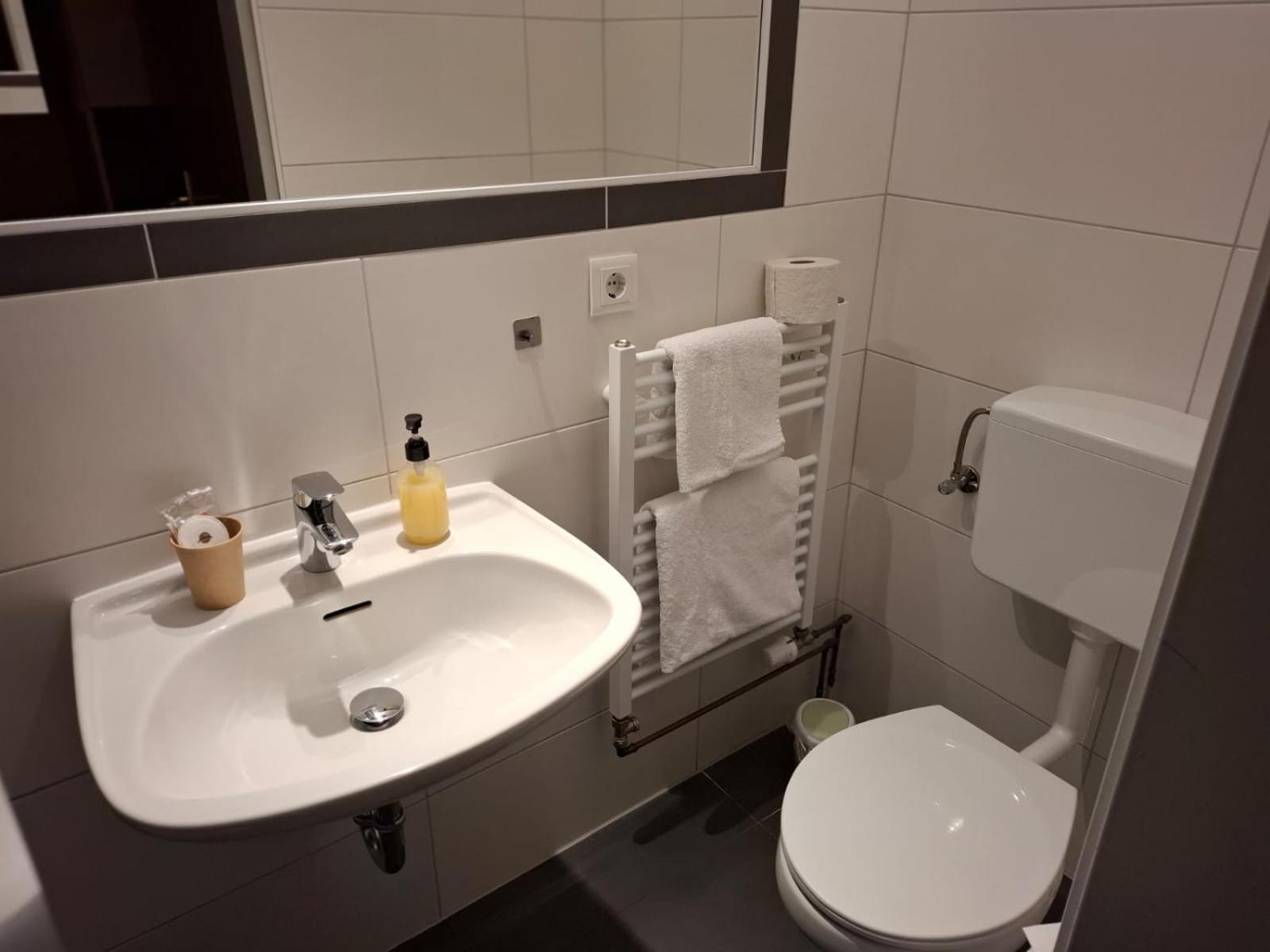 Hotel Am Schwarzen Berg Stade Ngoại thất bức ảnh