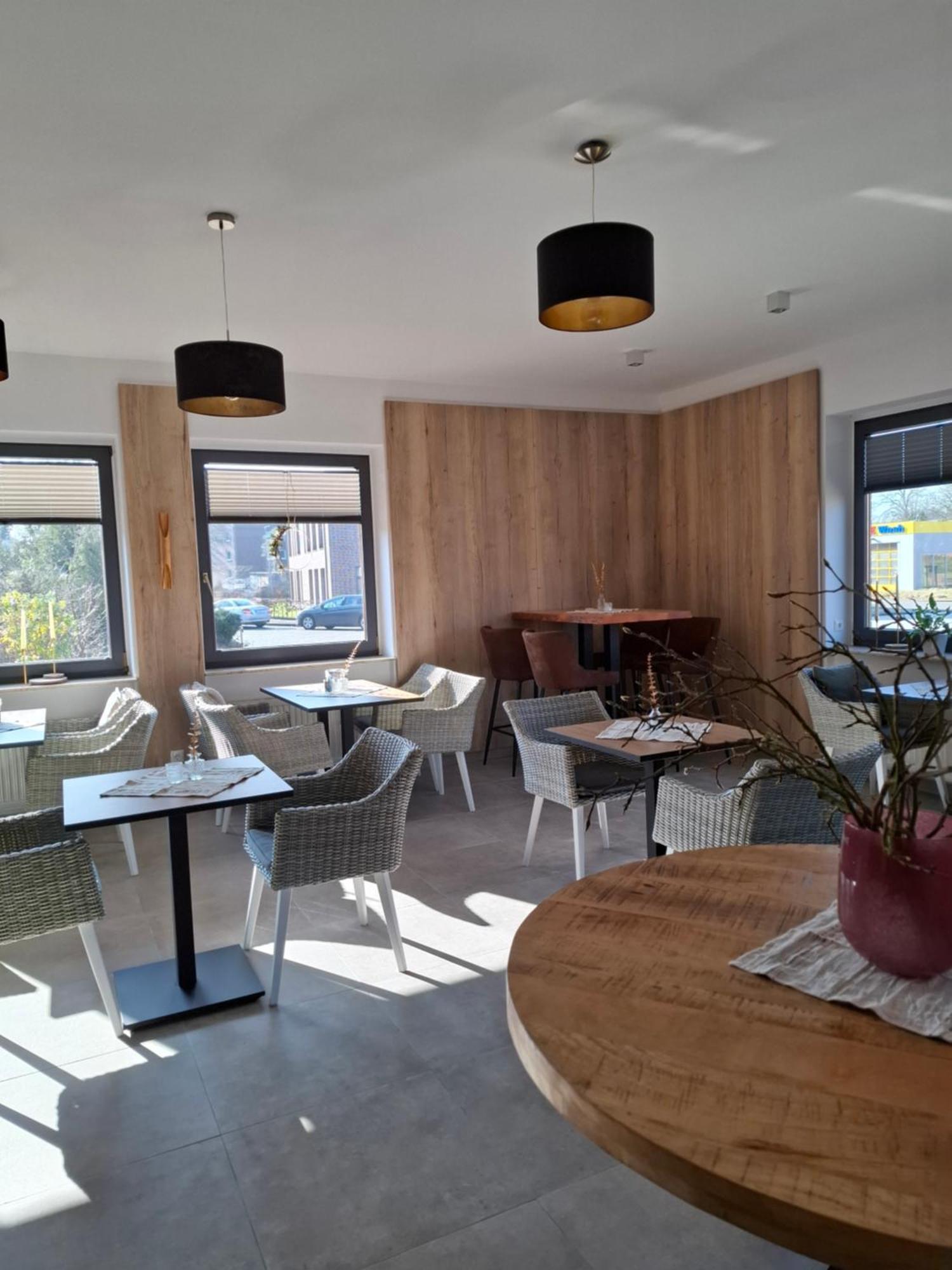 Hotel Am Schwarzen Berg Stade Ngoại thất bức ảnh